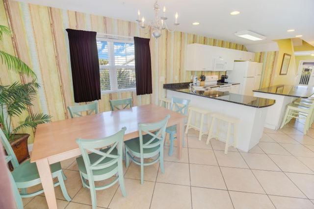 Stunning 8 Bedroom New Updates, Walk To Beach Bars, Main Street Myrtle Beach Buitenkant foto